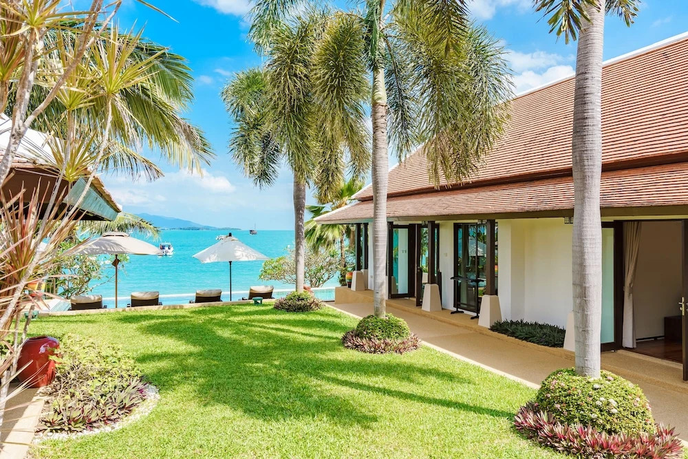 HSH - 3 Bedrooms Front Beach - Bangrak
