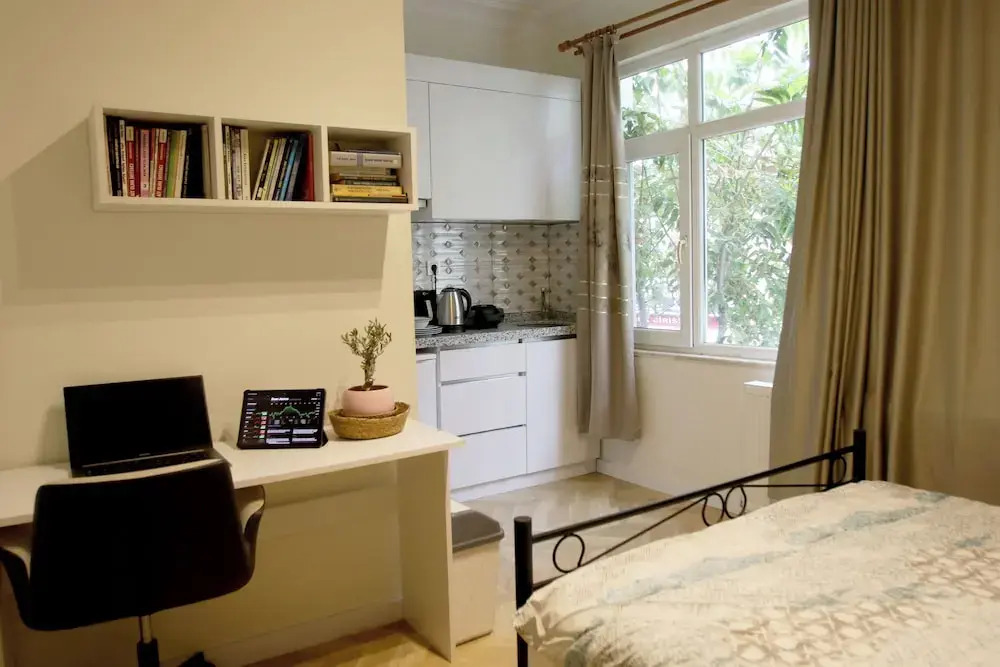 2BR and 2bath balcony apt in heart of isatanbul #3