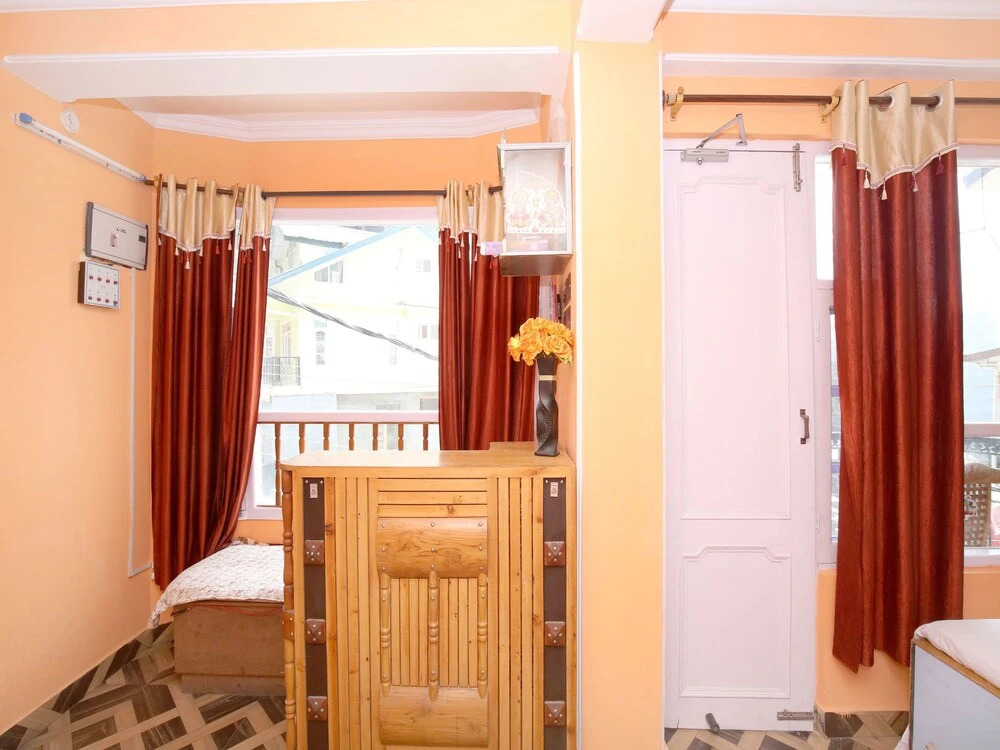 OYO 13061 Home Peaceful 2BHK Bharari