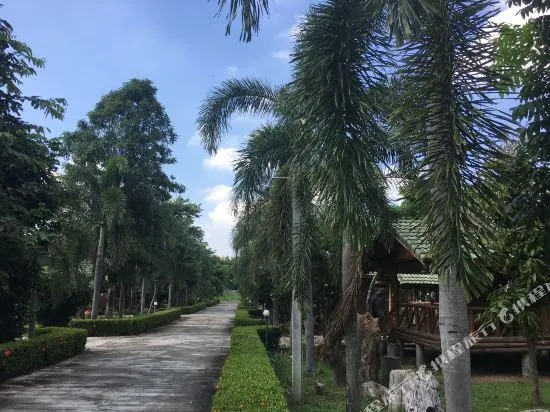 Sakthong Resort