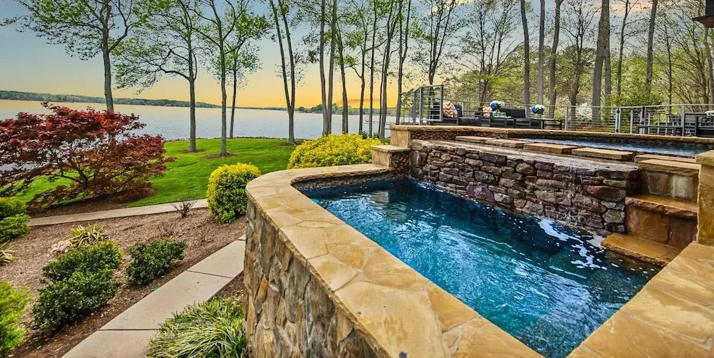 Paradise Peninsula