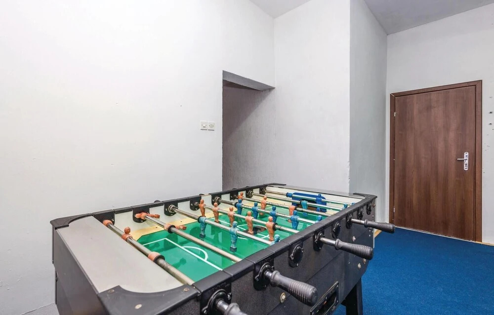 Pet Friendly Home In Spincici