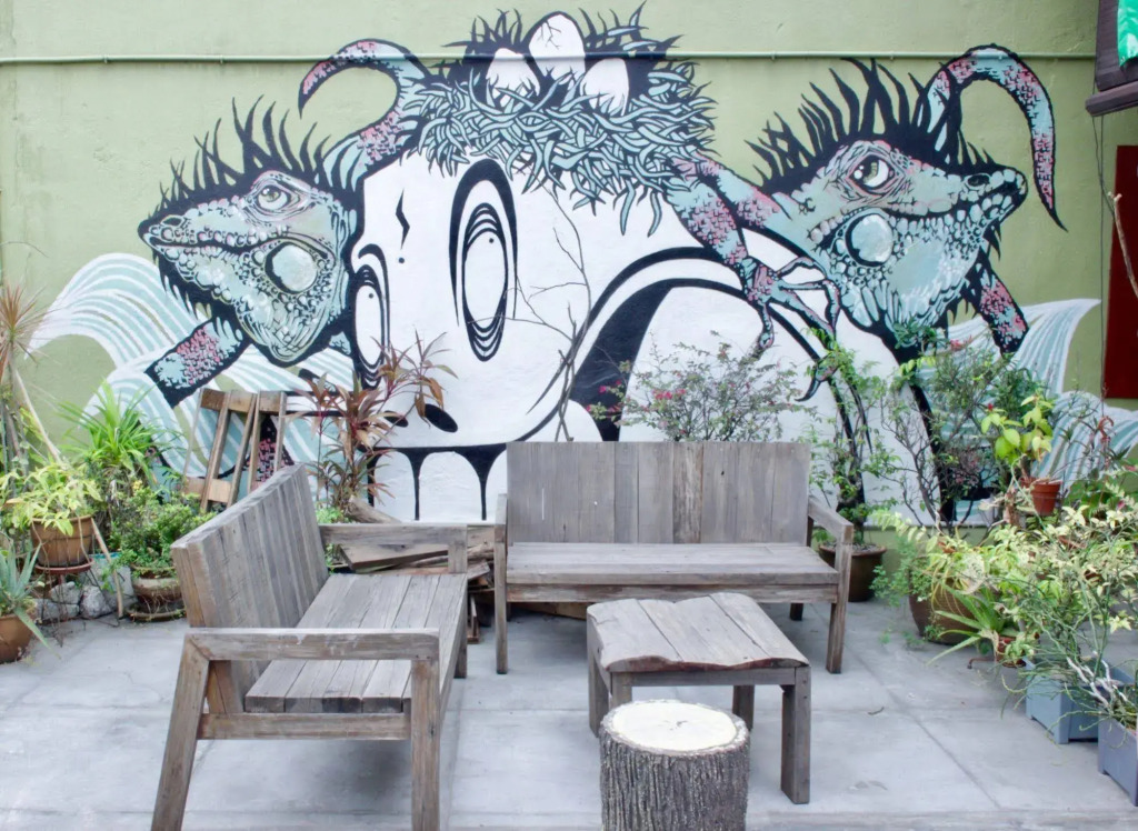 Birdnest Guesthouse, Gaia Rooftop Cafe