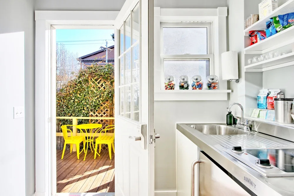 Nest Hudson