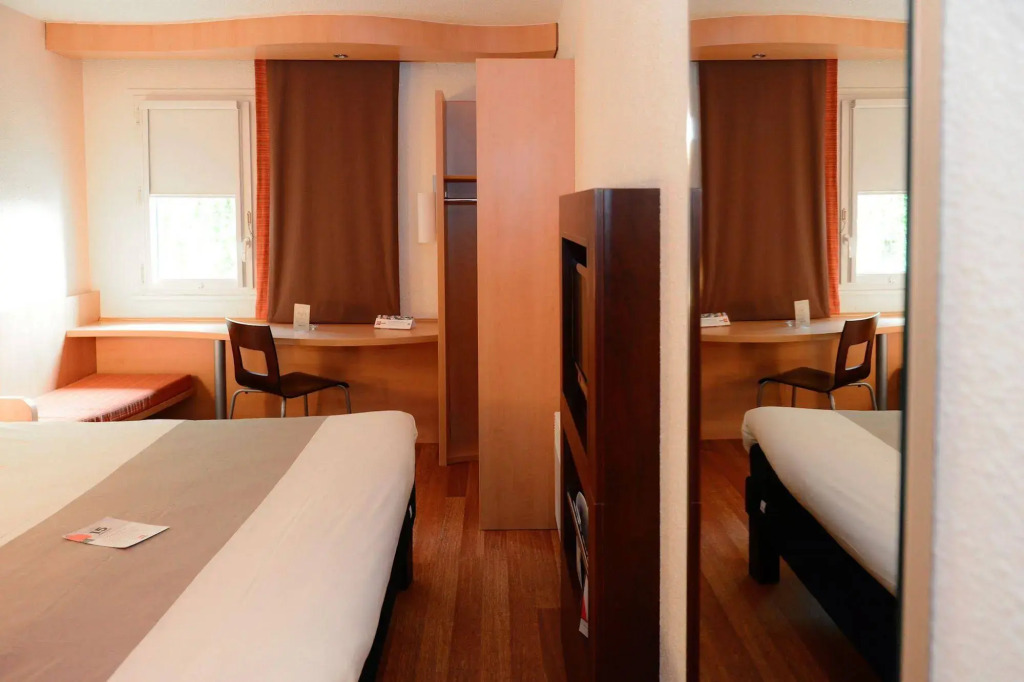 IBIS STYLES Rouen Parc Expos Zenith