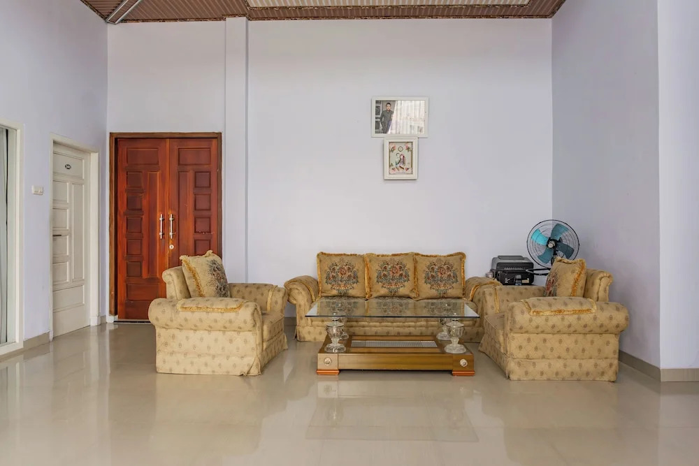 Urbanview Tebing Vietnam Lampung by RedDoorz