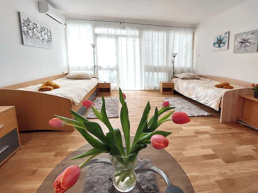 Apartment Oliva