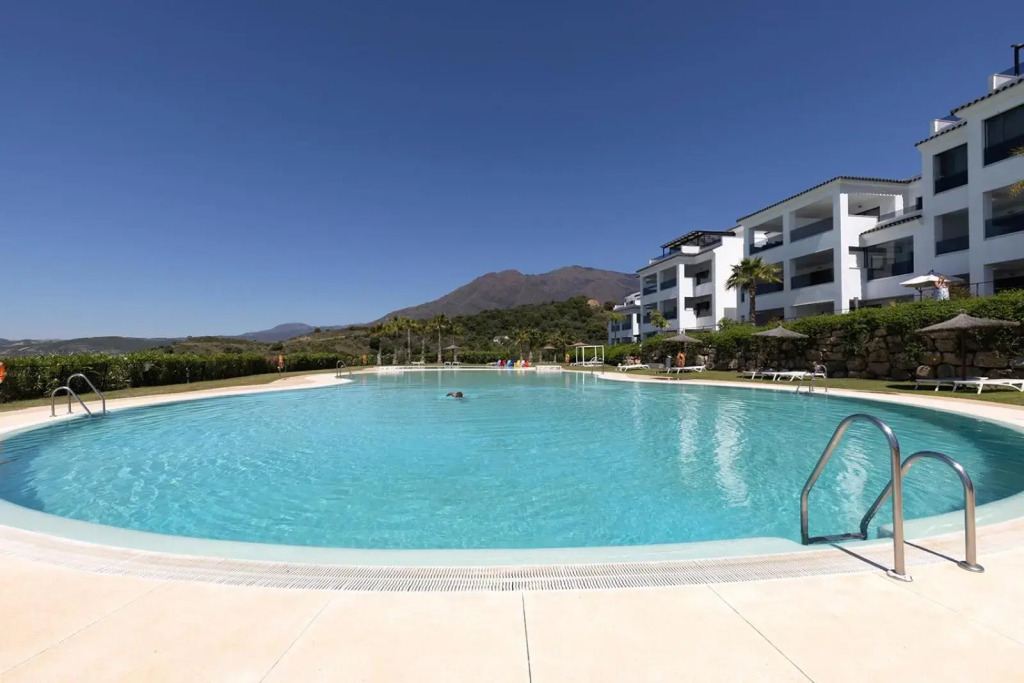 Brand New, Luxurious Ground Floor Apartment in Mirador de Estepona Hills