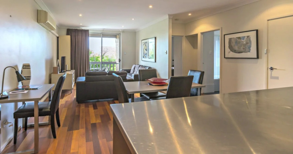 Archer Street – Adelaide DressCircle Apartments