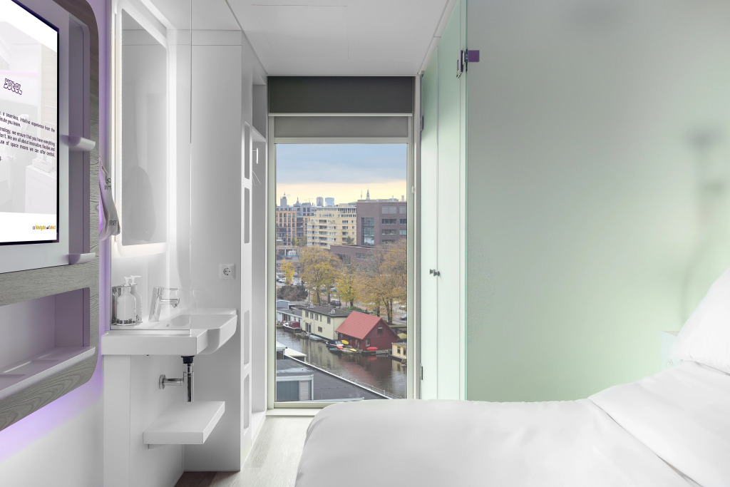 YOTEL Amsterdam