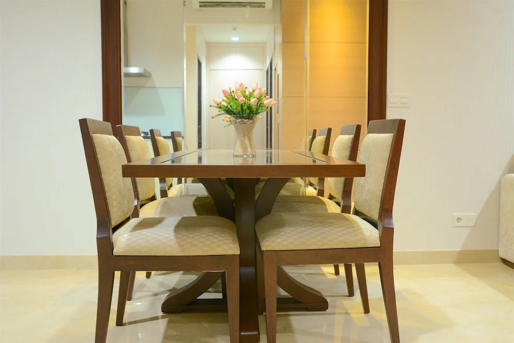 Elegant Four Winds Apartment with Infinity Pool Facility