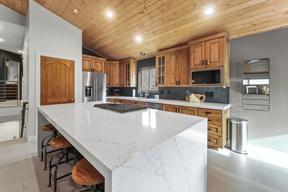 Spacious Park City Retreat With a Private Hot Tub
