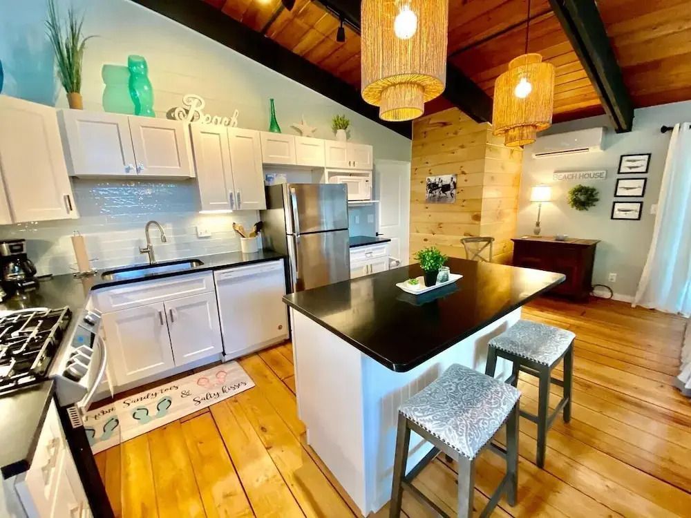 Carolina Street 210