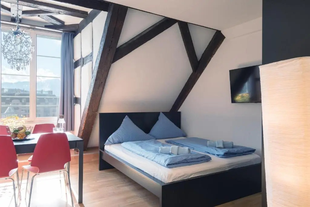 HITrental Chapel Bridge Apartments