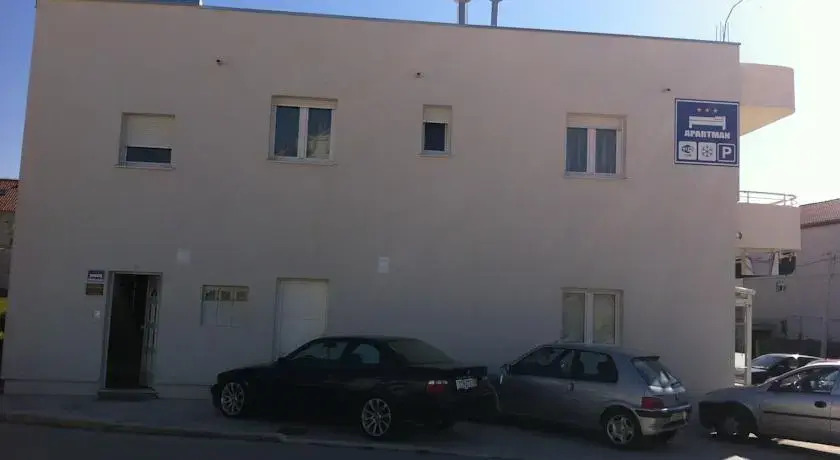 Latino Apartments