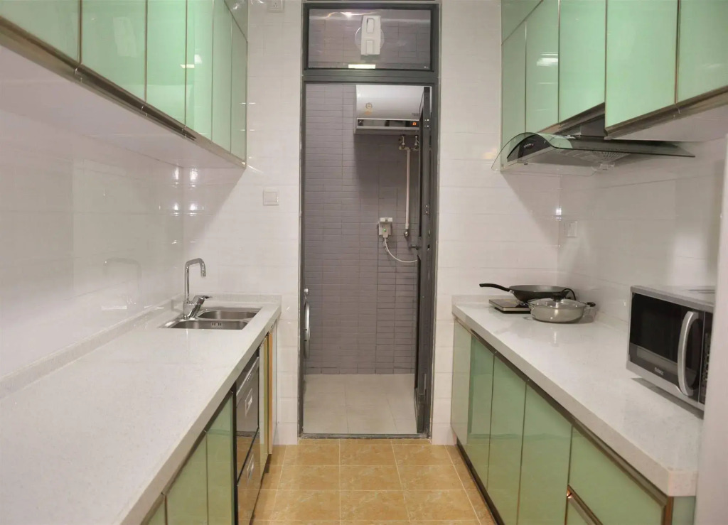 Private-Enjoyed Home Stanley International Apartment