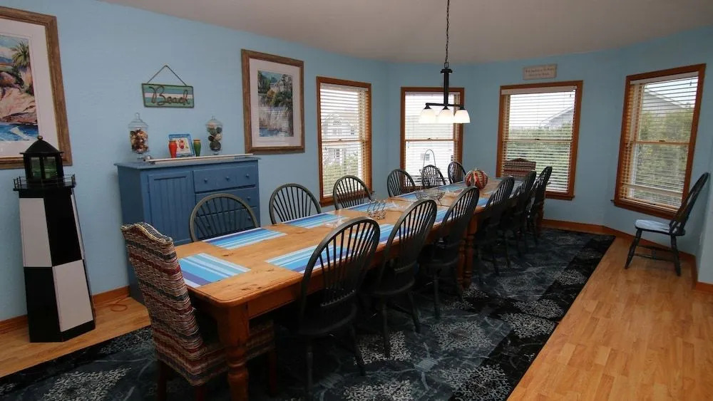Summer Times - 8 Br Home