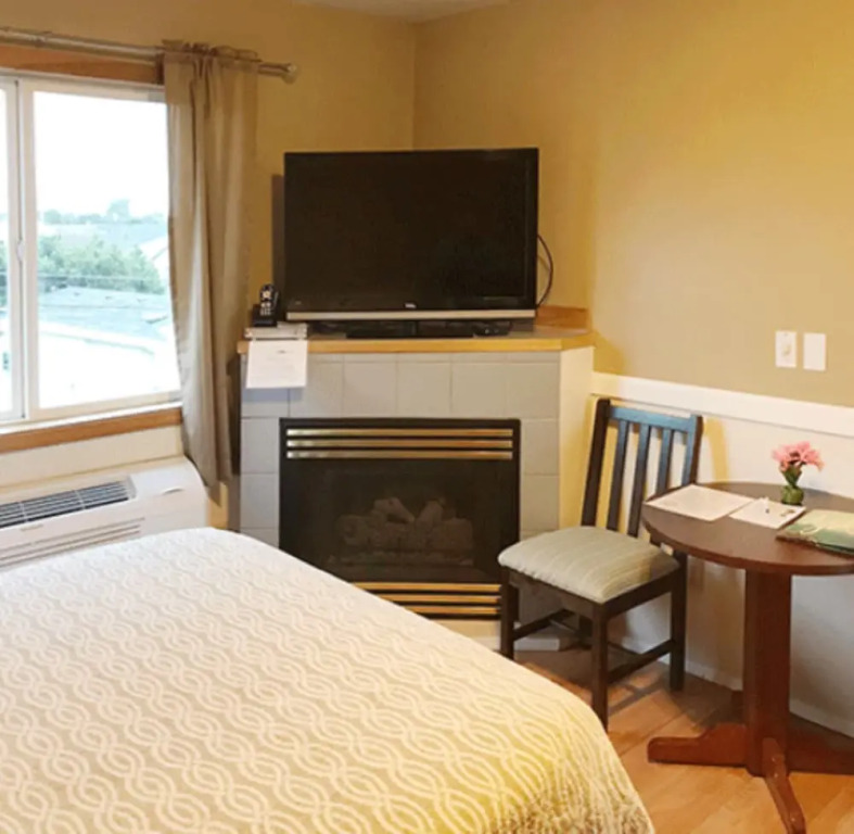 Hillcrest Inn