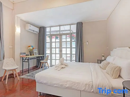Large House in the middle of Sukhumvit 22 for family