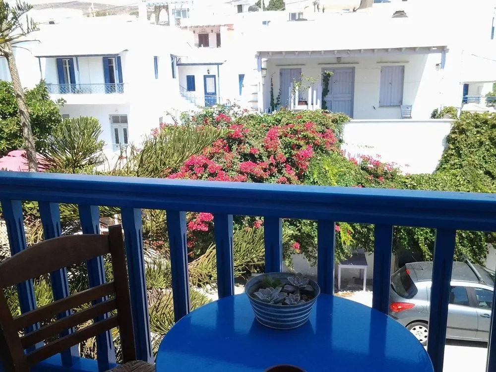 Noe Rooms In Center Of Tinos