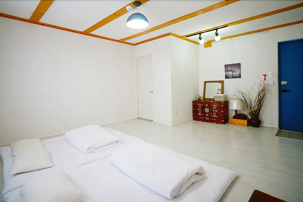 Jeonju Hyangkyo Cheotjip Pension
