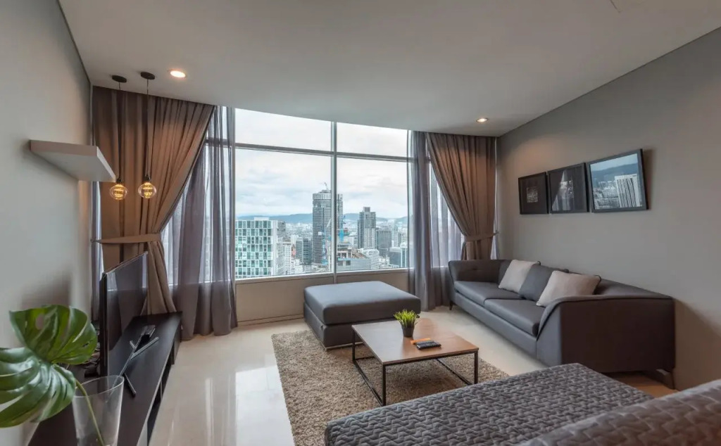 Urban KL101 Service Suite at Vortex KLCC