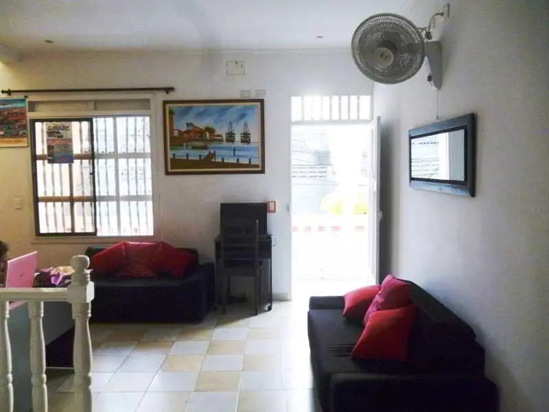 Artur Hostel