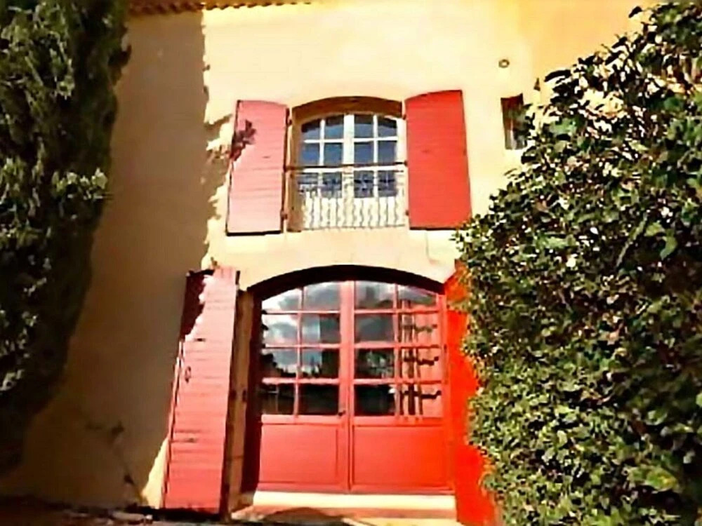 Quaint Villa in Aix-en-provence With Sauna