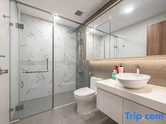 Sunwah Pearl Suites
