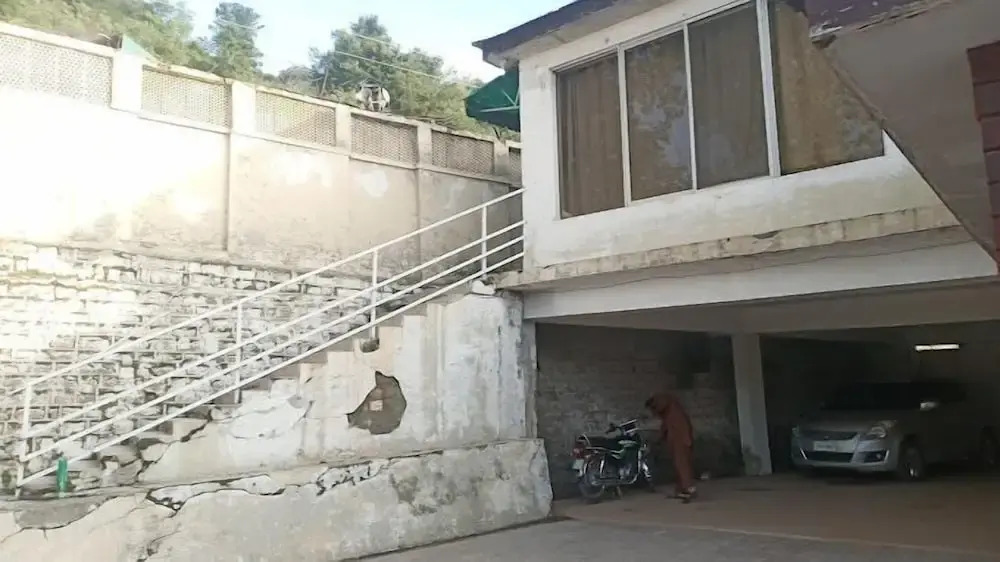 Satwal Lodges