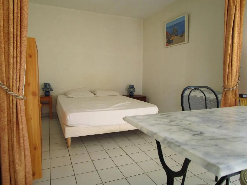 Appartement Les Sables-d'Olonne, 1 pièce, 2 personnes - FR-1-197-252