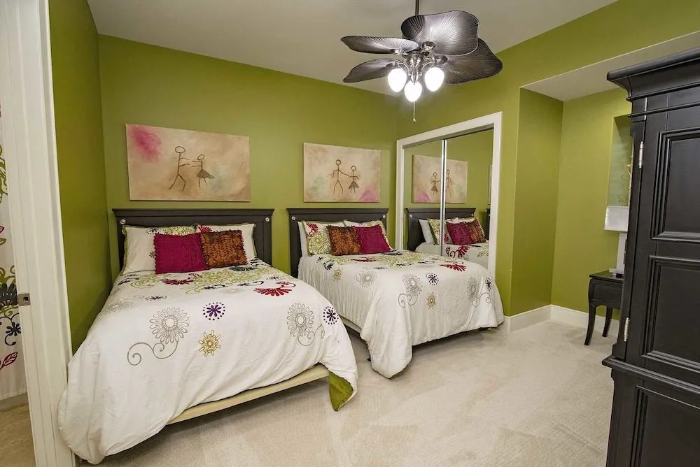 Turquoise Place C2504 3 Bedrooms 3.5 Bathrooms Condo