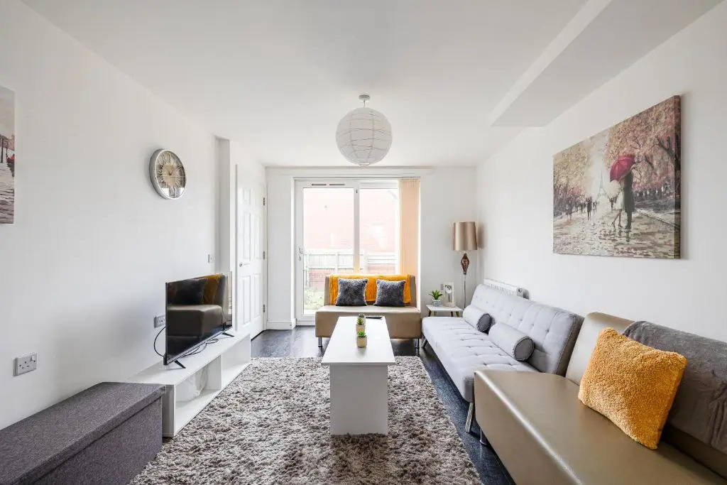 Stanley Sparkle Stays - 4BRooms, 4Beds, Prkg, Wifi