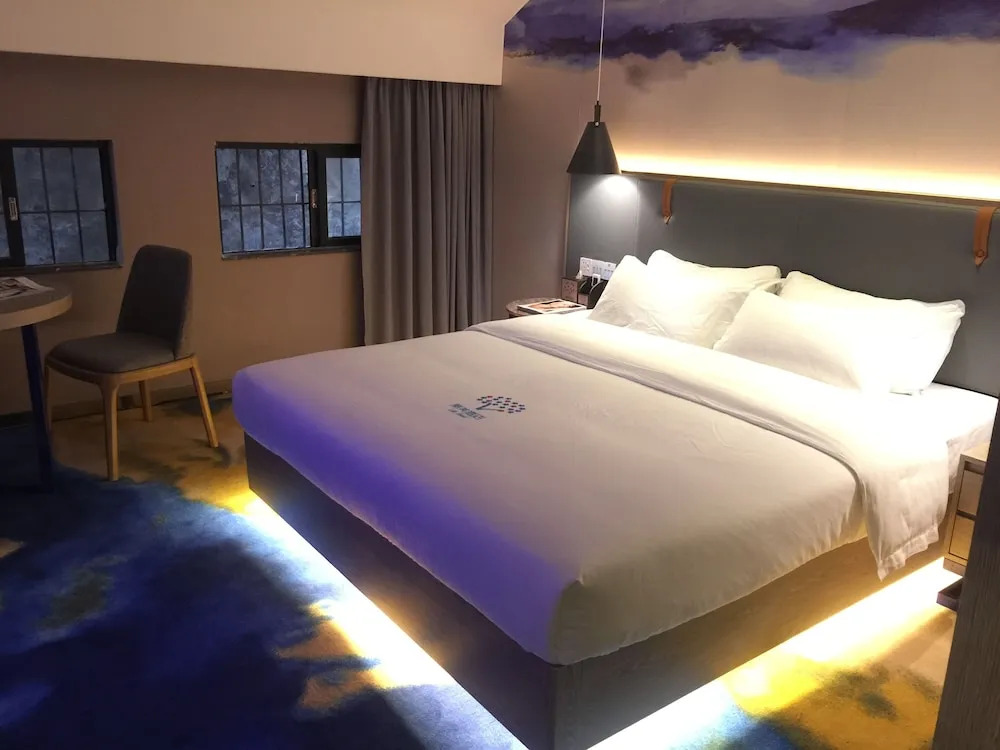 Life Hotel Sha Yong Metro Station