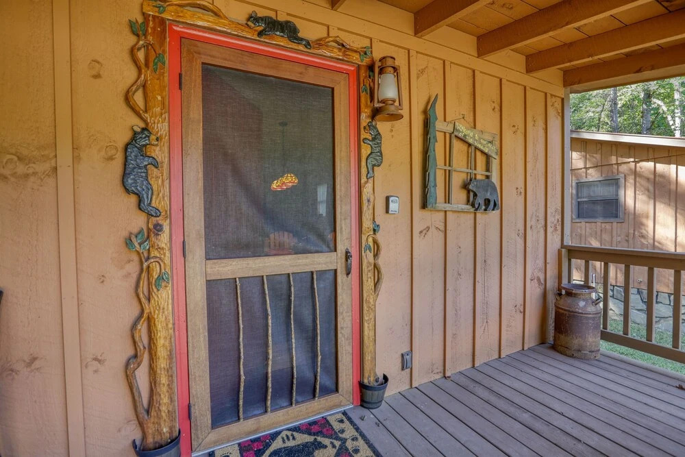 Wandering Creek - 2 Bedrooms, 1 Baths, Sleeps 6 Cabin by RedAwning