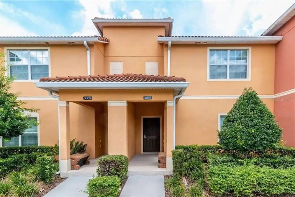 3083 Paradise Palms