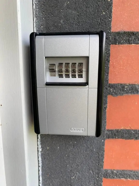 Selvbetjent lejlighed i centrum ved åen
