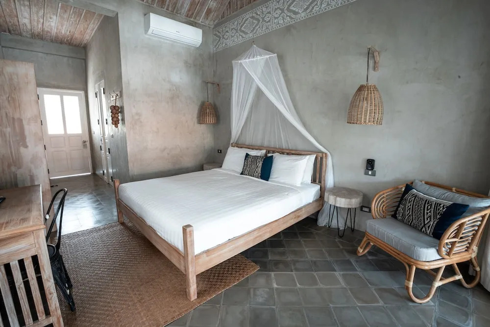 Chic stay HANA Boutique hotel