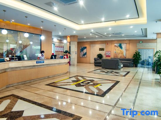 GreenTree Inn Hotel (Cangzhou Longnan Wanda Plaza)