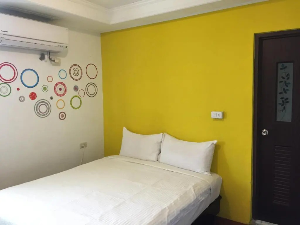 Donghe surf shop & Hostel