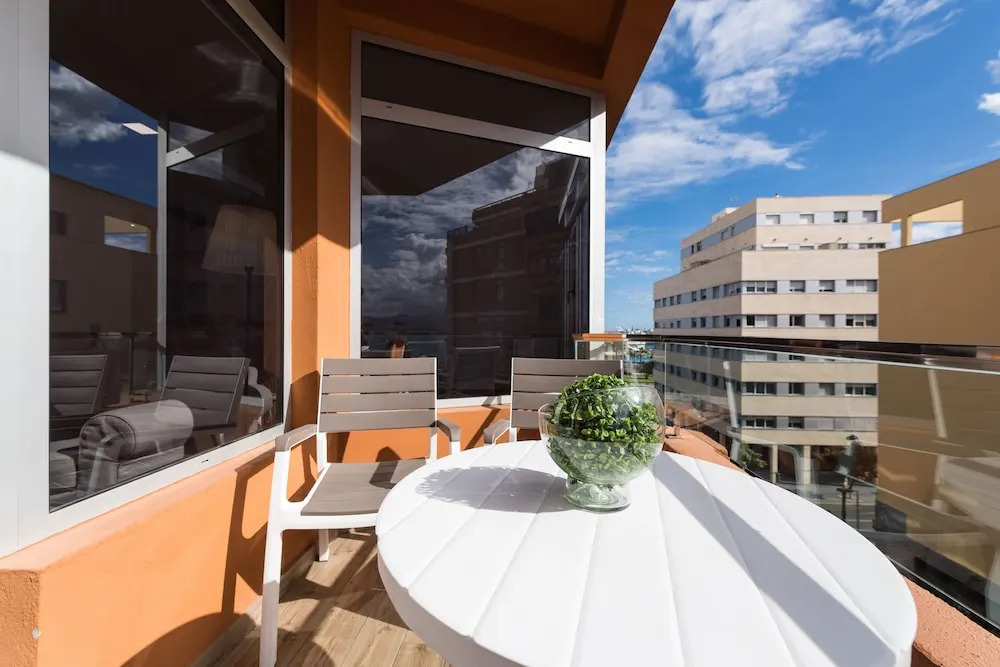 Canteras Luxury Beach Apartments