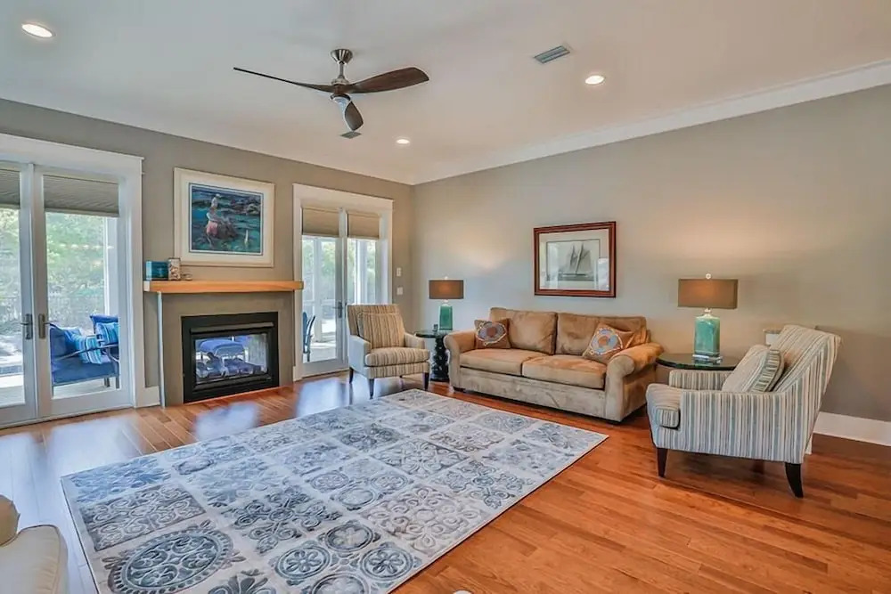 GULF DREAMS 5 Bedroom Holiday Home by Five Star Properties
