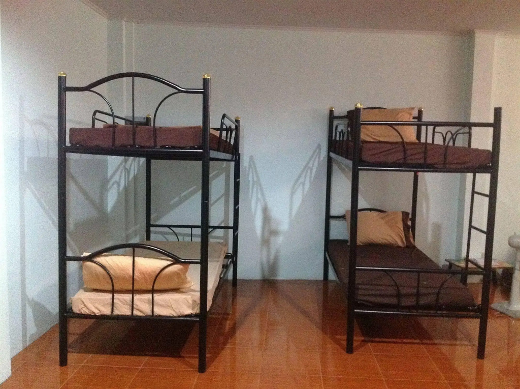 Pen Hostels