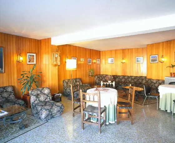 Hotel Puente de los Santos