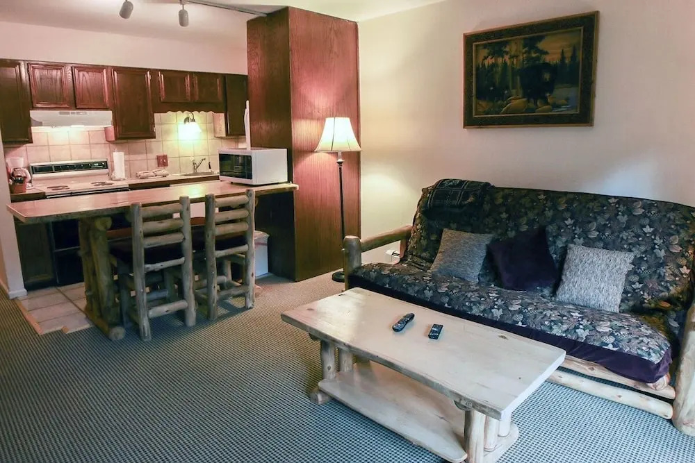 Fawn Valley Inn: 290 1 Bedroom Condo
