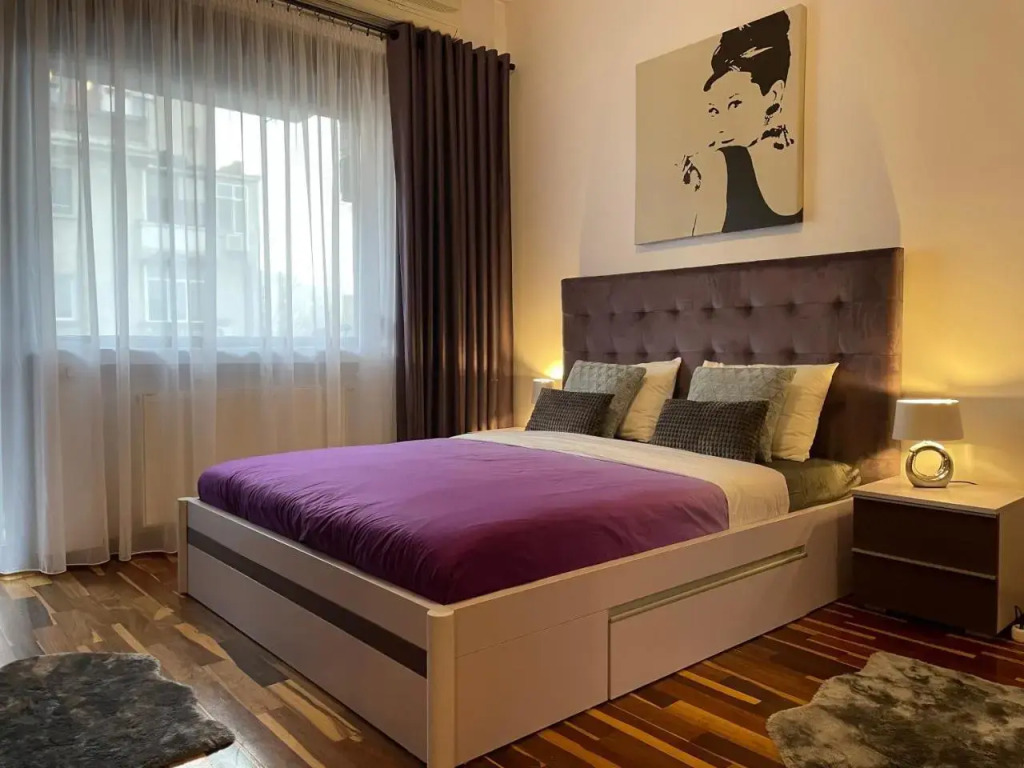 Bucharest Central Studio 2