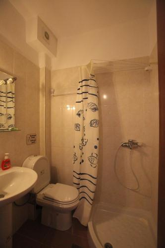 Elena Apartments & Studios