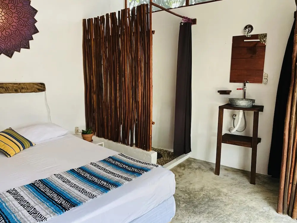 El Búho Bacalar Eco-Cabañas Hostal