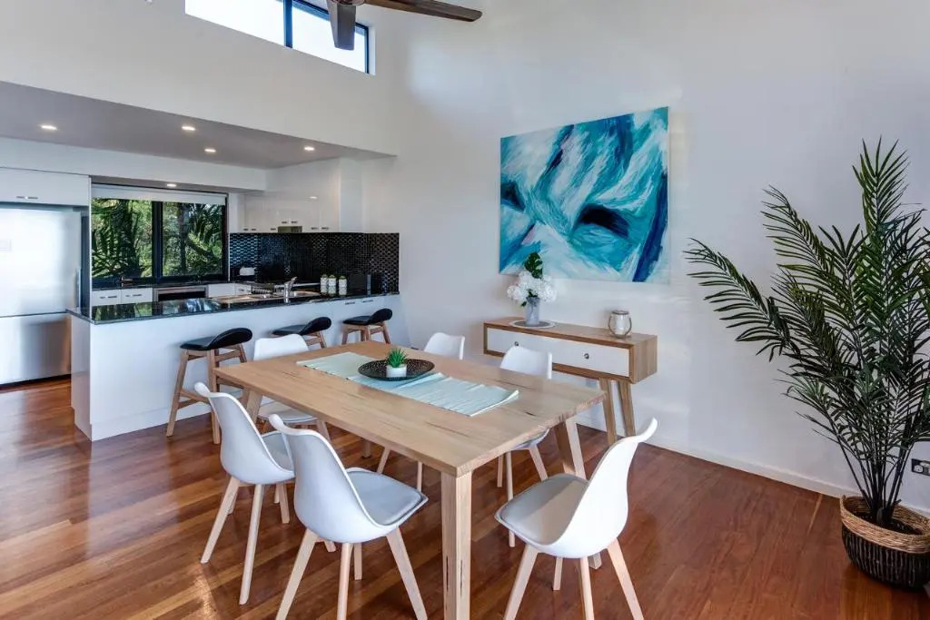 Pinnacle Apartments on Hamilton Island by HIHA