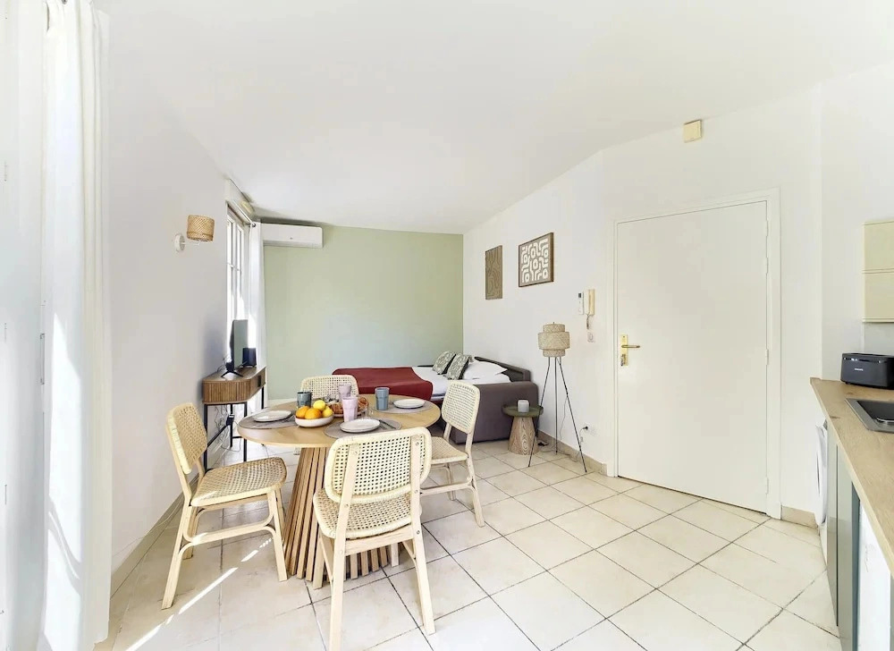 Family Apartment in Juan les Pins